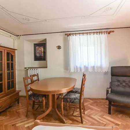 Jelena, Opatija - *