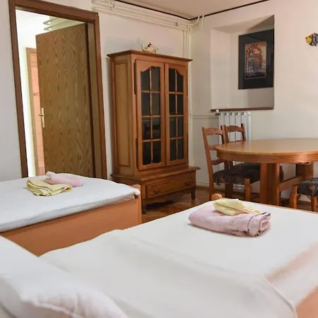Jelena, Opatija -
